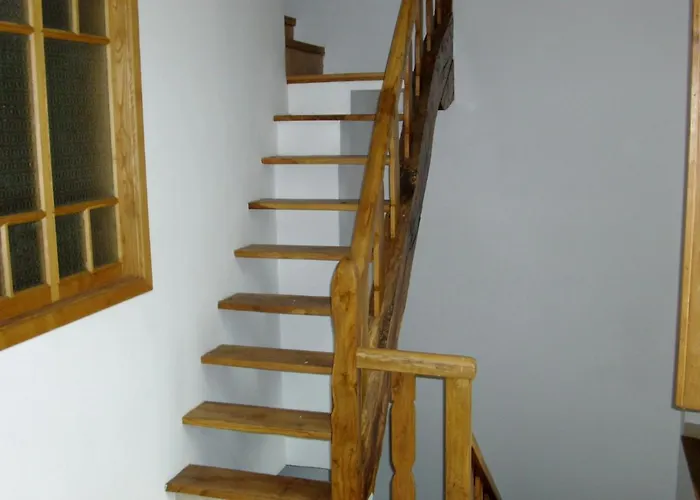 Historical 4 - Bedroom In Вилла Алкобаса